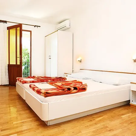 Studio 258a 特尔帕尼